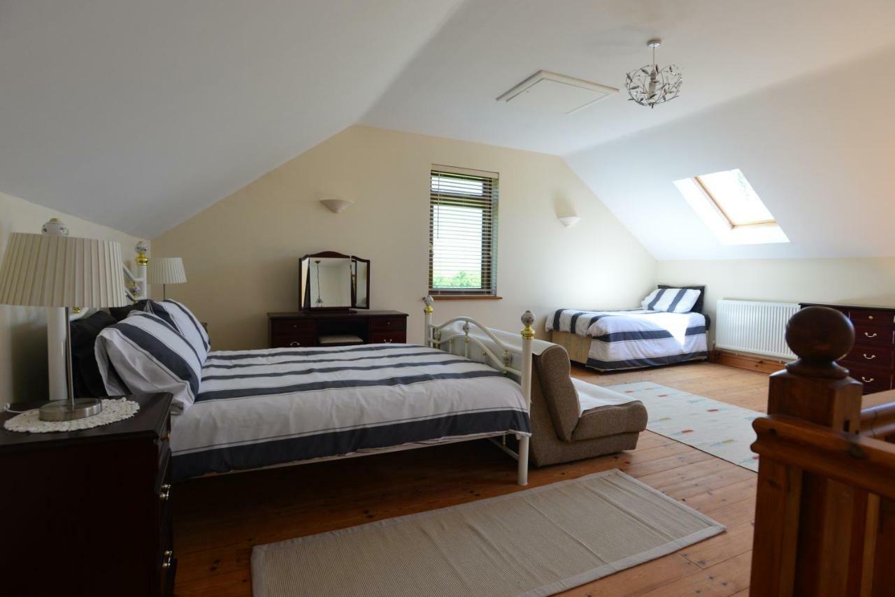 Penddaulwyn Uchaf Farm # Carmarthenshire Leilighet Nantgaredig Eksteriør bilde