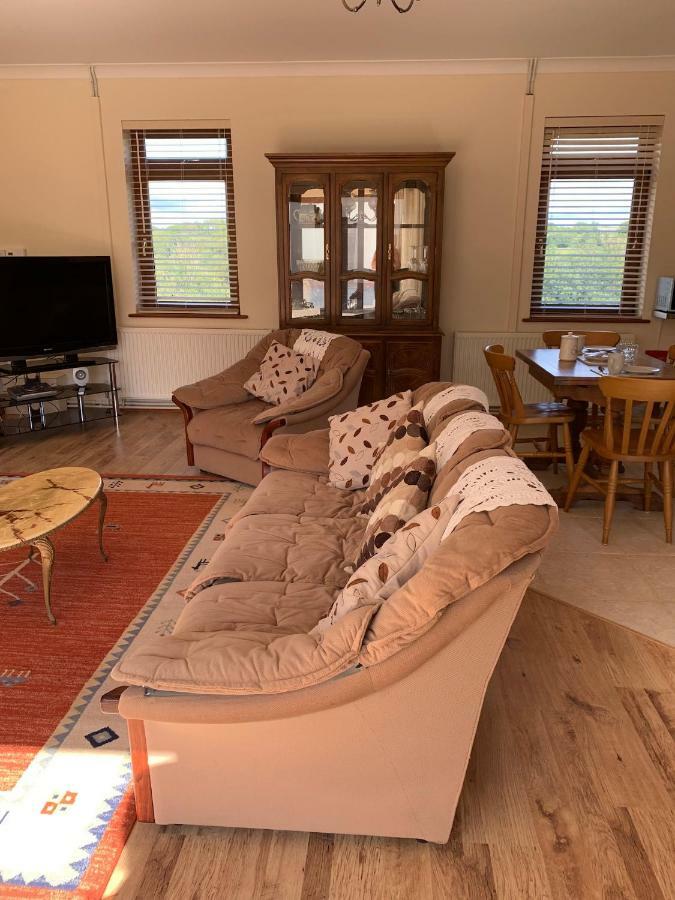 Penddaulwyn Uchaf Farm # Carmarthenshire Leilighet Nantgaredig Eksteriør bilde